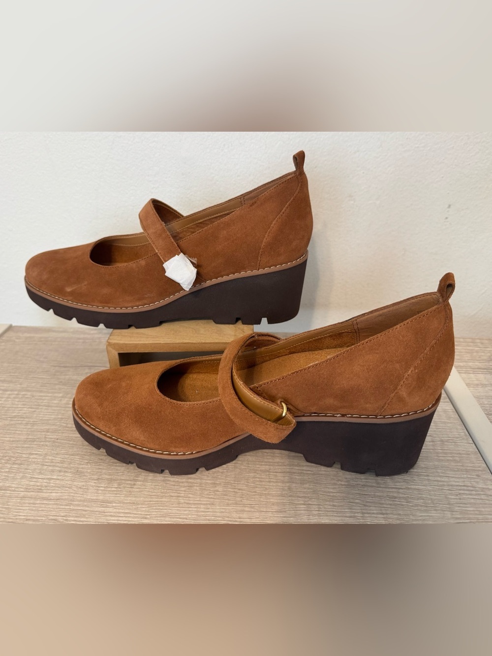 Vionic Alma Suede Wedge Heel Mary Jane Shoes Tan Comfort Size 11 *Flaw* - Picture 2 of 10